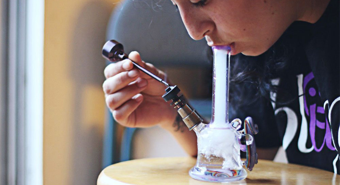 How to Properly and Effectively Use a Dab Rig Without Wasting Your Concentrate